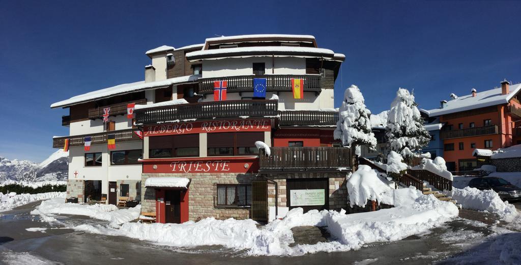 Albergo Trieste ตามเบร ดัลปาโก ภายนอก รูปภาพ